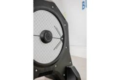 Garmin RODILLO DE ENTRENAMIENTO INTELIGENTE TACX FLUX S SMART -MERIDA Tienda de ventas rodillo de entrenamiento inteligente tacx flux s smart 3